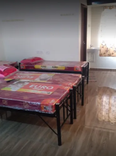 SUBBARAYAN HOSTEL BALAMURUGAN NAGAR 3rd STREET VELACHERY (GENTS PG).