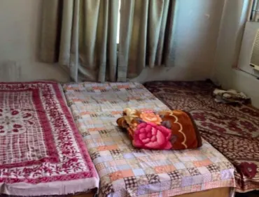 Second home pg in Hindu Colony, Navrangpura, Ahmedabad, Gujarat