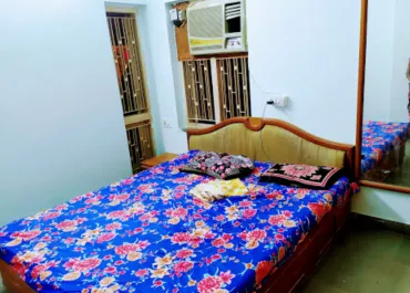 Shivranjani girls pg in Ahmedabad Gujarat