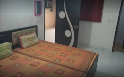 Taj PG Shramik Kunj, Sector 66, Noida, Uttar Pradesh