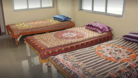 Yes Paying Guest in Saltlake Newtown