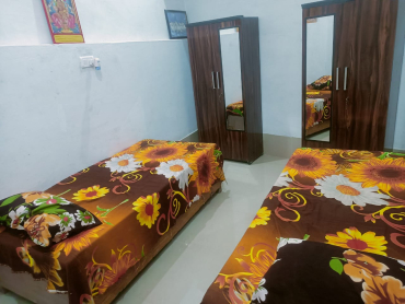 Boys PG near Hardware Chowk, New Industrial Township, Faridabad