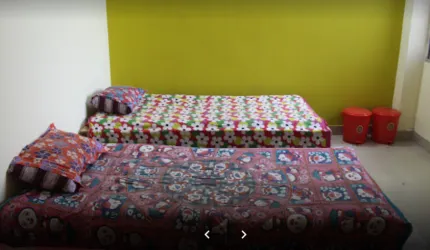 Yes Paying Guest in Saltlake Newtown