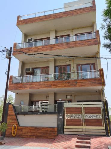 Paradise Stay Girls PG near Galgotia University Greater Noida Sec 17A