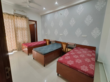 Paradise Stay Girls PG near Galgotia University Greater Noida Sec 17A
