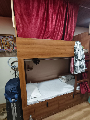 24 Hrs Ac Boys Pg in Mhada, Andheri West, Mumbai